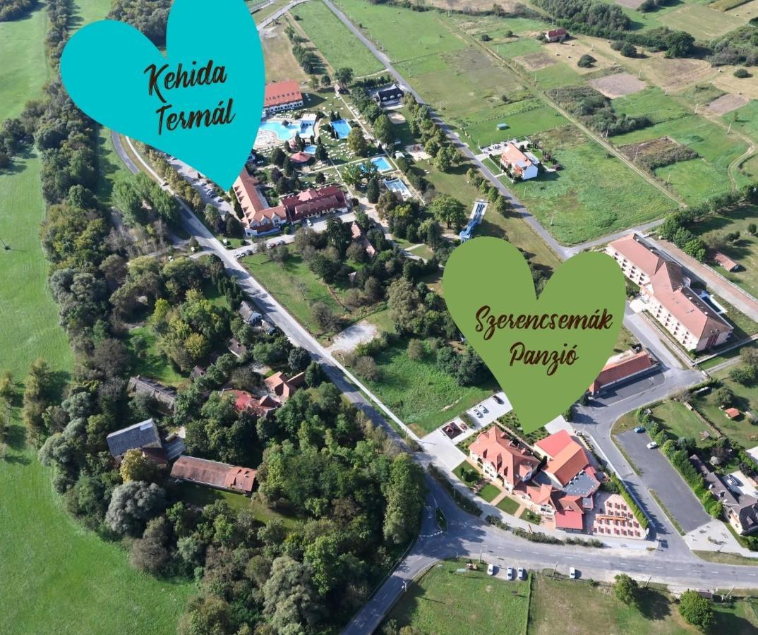Ferienwohnung Szerencsemak Panzio Kehidakustány Exterior foto
