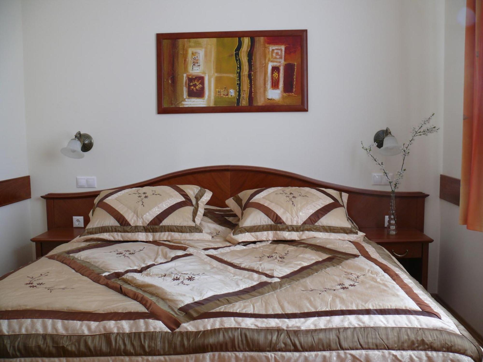 Ferienwohnung Szerencsemak Panzio Kehidakustány Zimmer foto